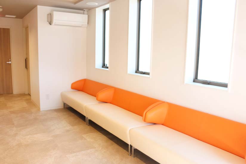 内科待合スペース