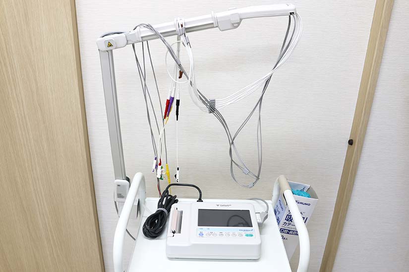 心電図検査装置